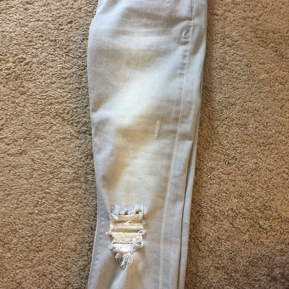 Express Grey Distressed Jeggings - Picture 3 of 3